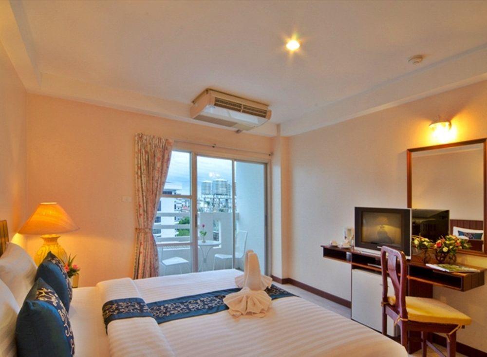 Eastiny Place Hotel Pattaya Exterior foto